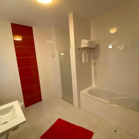 Mare Apartment *